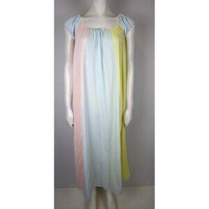 WOMEN'S VINTAGE FULL LENGTH PASTEL NIGHTGOWN - JRS. BY BARAD - SHORT SLEEVE
